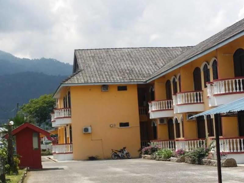 Hji Residensi Hotel Kuah Ngoại thất bức ảnh