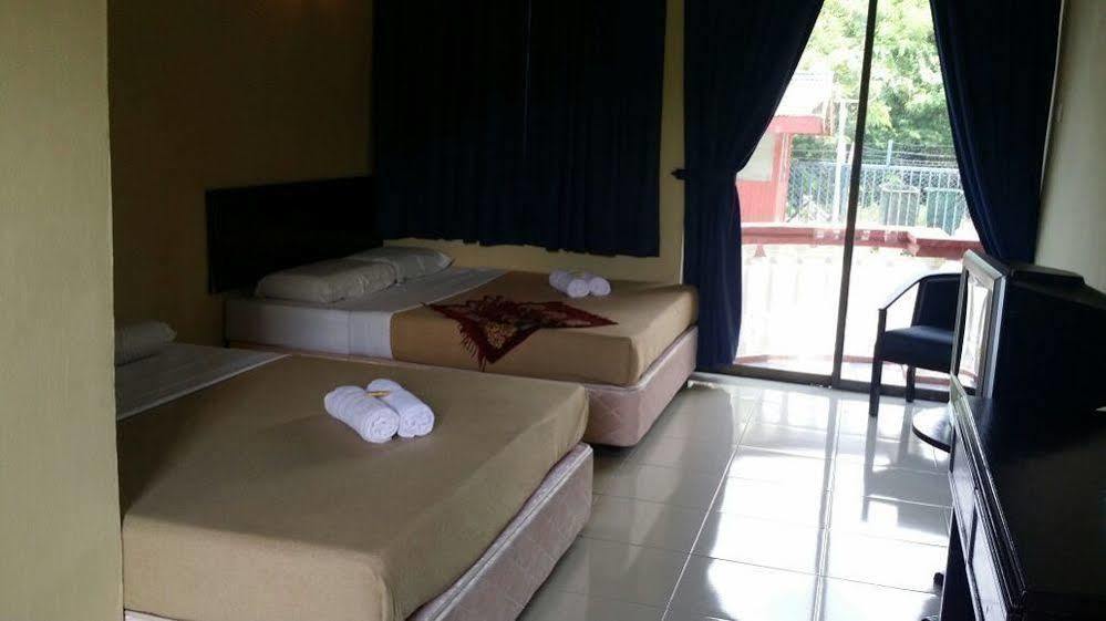 Hji Residensi Hotel Kuah Ngoại thất bức ảnh