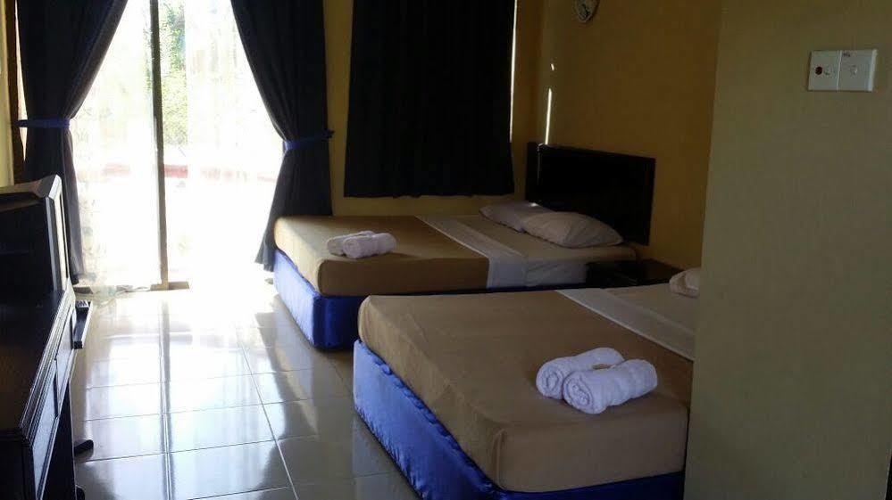 Hji Residensi Hotel Kuah Ngoại thất bức ảnh